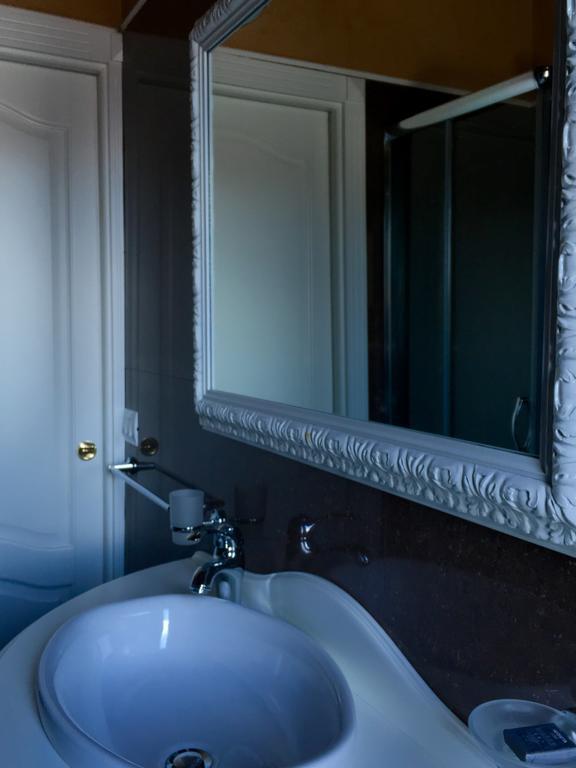 Bed and Breakfast Palazzo Eliss Margherita Di Savoia Pokoj fotografie